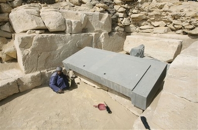 Фото раскопок в Саккаре